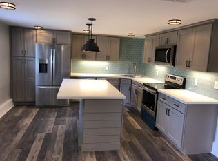 123 1/2 Hyacinth St, Metairie, LA 70005