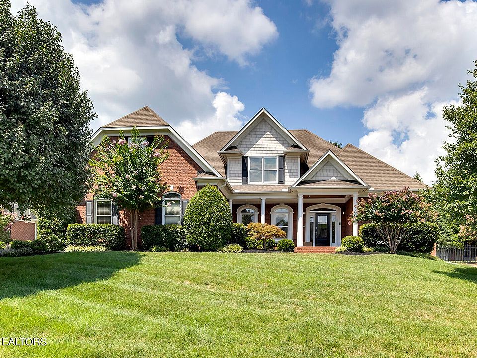 1st image of 8819 Steeplechase Dr
