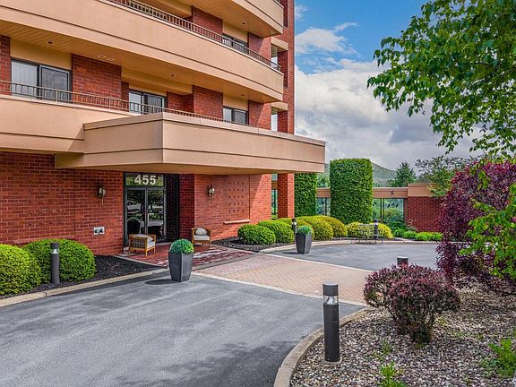 4th image of 455 Windmere Dr APT 3B