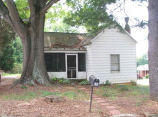 832 N Deal Ave, Newton, NC 28658