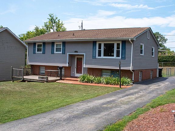 2nd image of 6038 Thornrose Rd