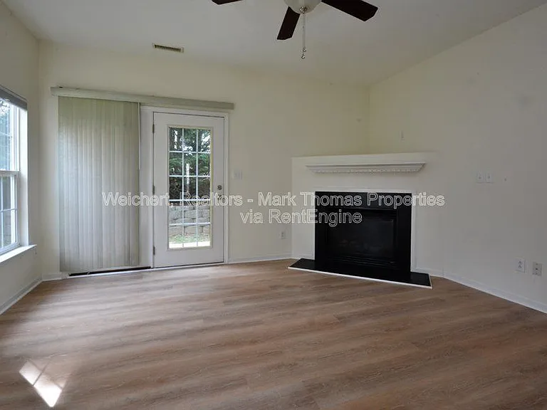 1326 Holly Grove Way — Photo 12