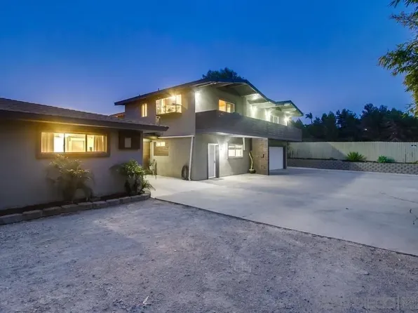 426 Phillips Way, Vista, CA 92083