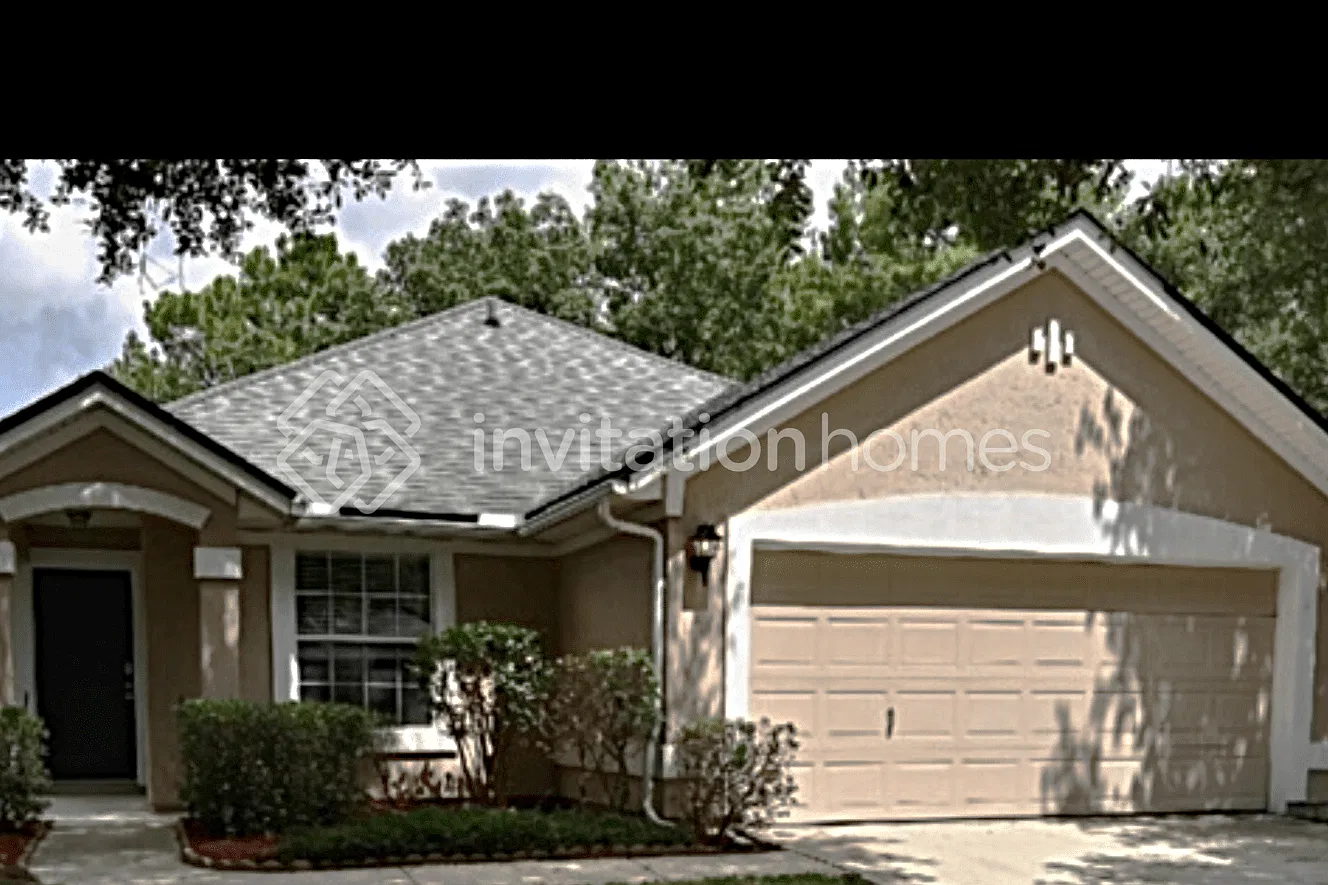 1055 Moosehead Dr Orange Park, FL 32065 — Photo 1