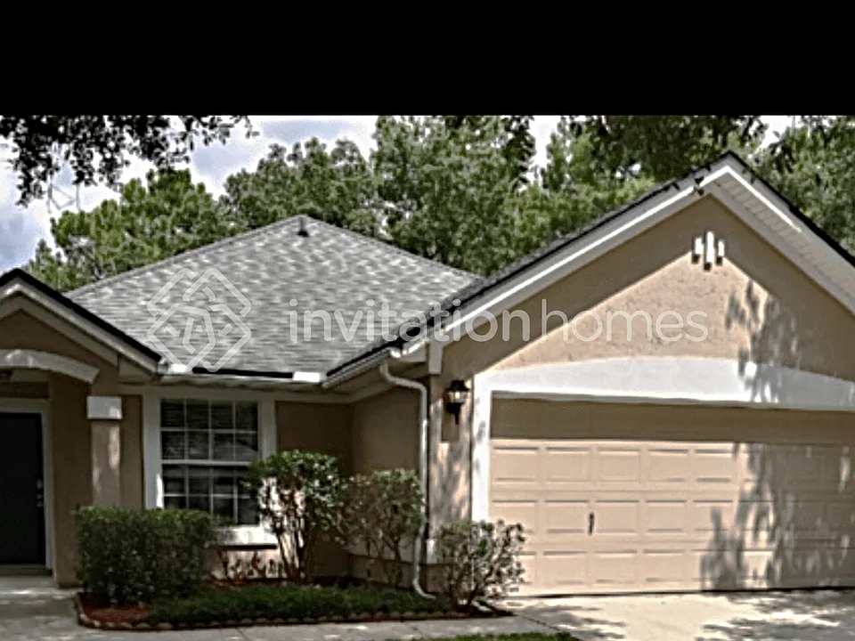 1055 Moosehead Dr