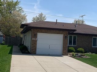 312 Ravinia Dr, Shorewood, IL 60404