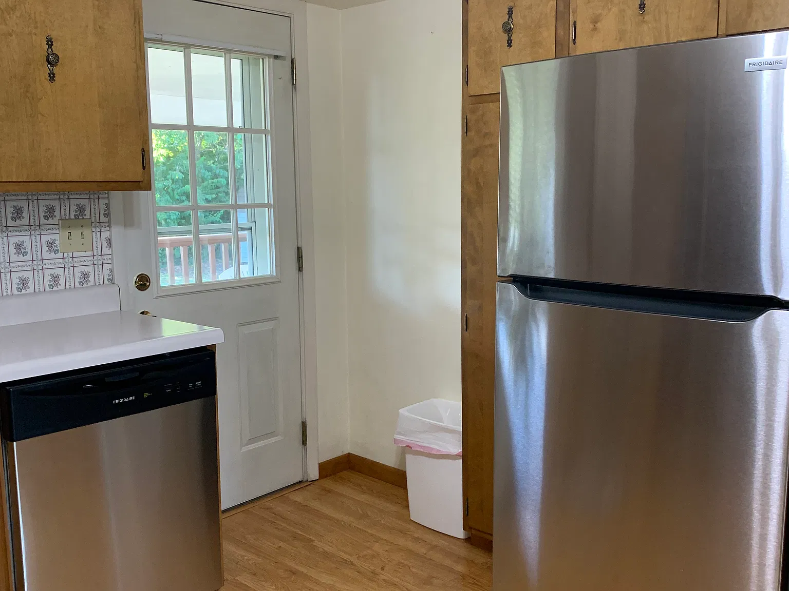 3 bed, 1300 sqft, $3,500 — Photo 4