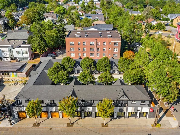 705 24th Ave #11, Seattle, WA 98122