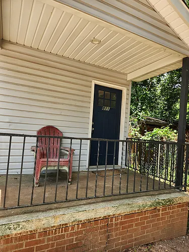 811 N Franklin Rd Photo 1