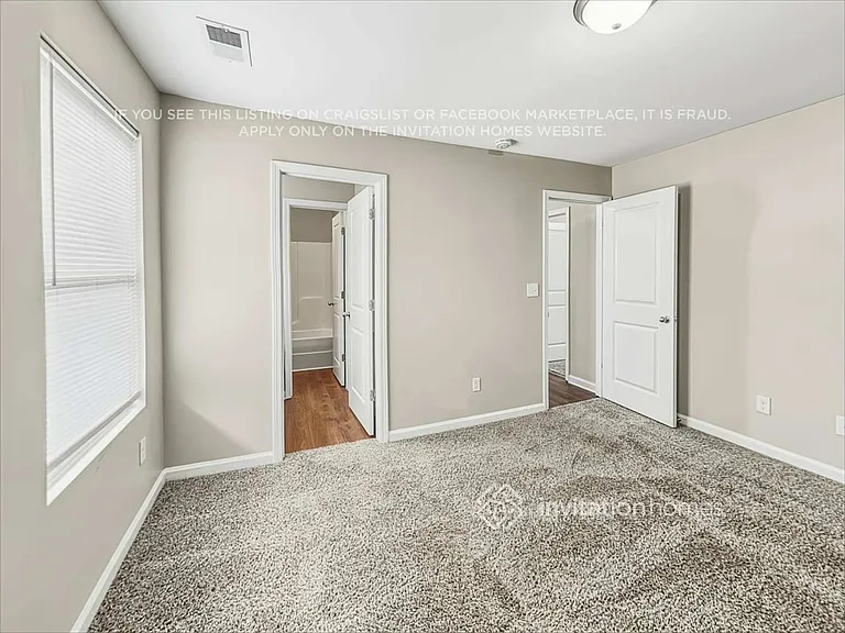 657 Armitage Way — Photo 26