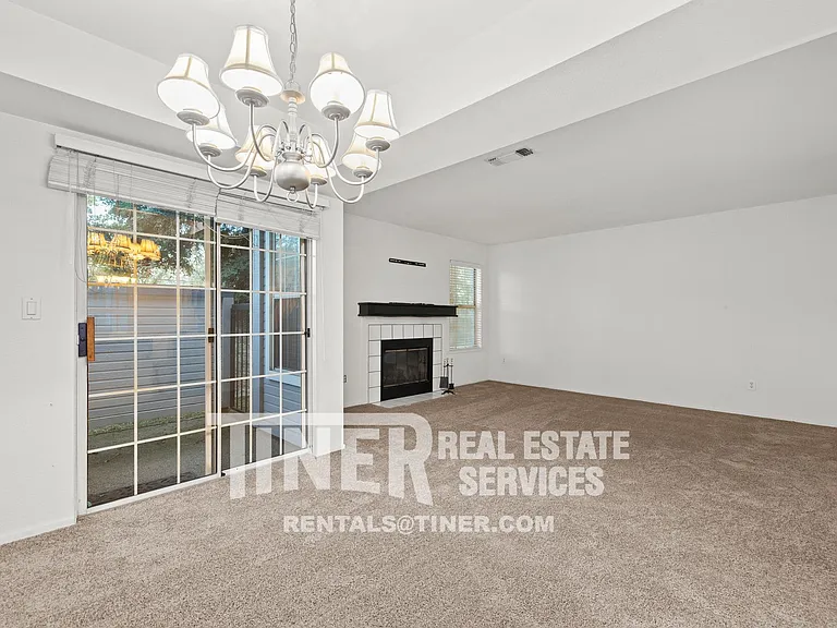 4116 Alex Ln — Photo 7