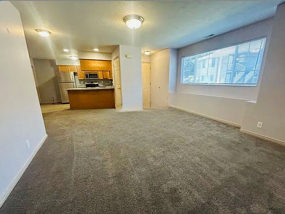 5th image of 370 W 4900 S APT 6