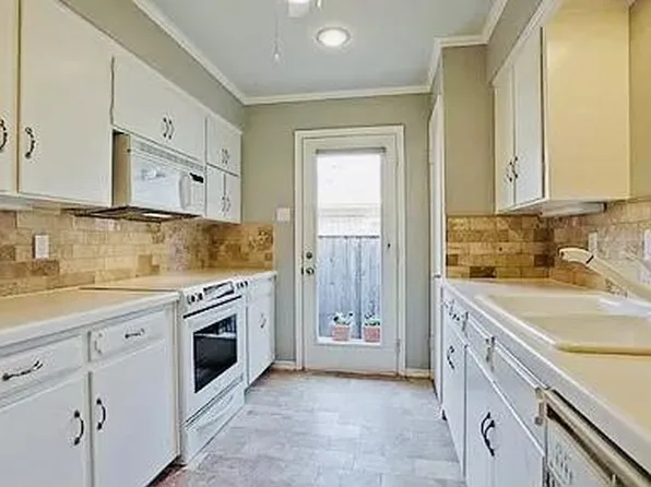 3521 Northwest Pkwy, Dallas, TX 75225