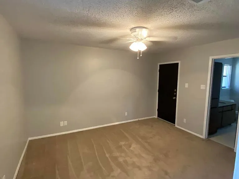 Ashley Oaks Apartments — Photo 6