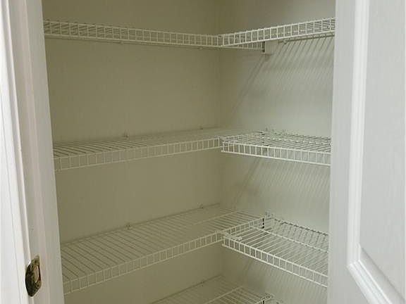 3rd image of 1269 Birkhall Dr
