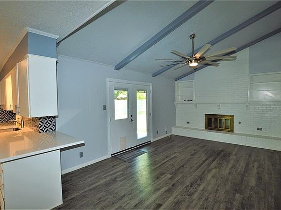 4th image of 7507 Daugherty St