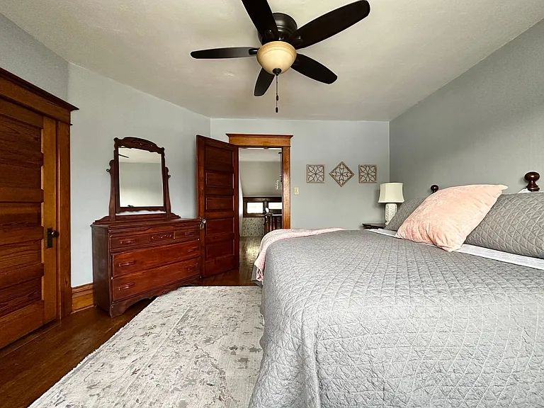 610 Jefferson St — Photo 49
