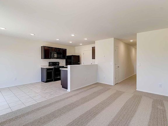 4th image of 13153 E Desert Lily Ln