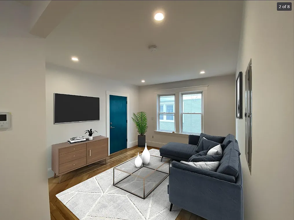 3 bed, 900 sqft, $2,900 — Photo 2