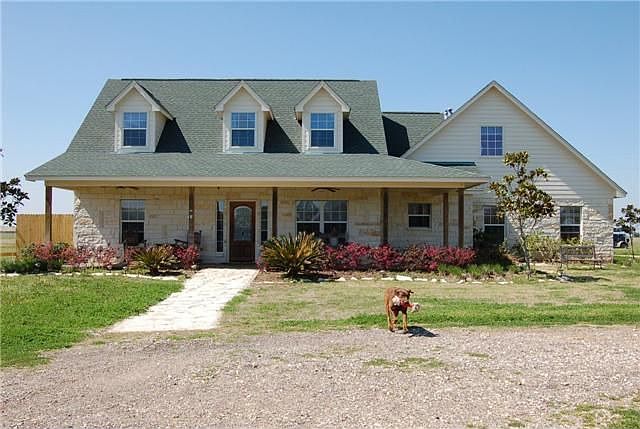 2nd image of 23877 Old Howth Rd