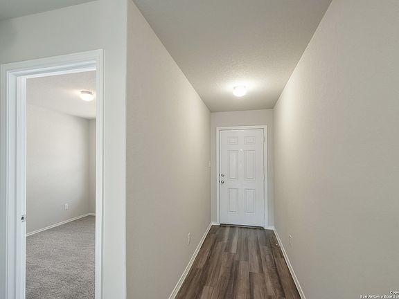 5th image of 4721 Southton Bed