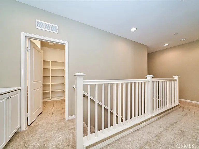 1324 N Macneil Dr — Photo 26
