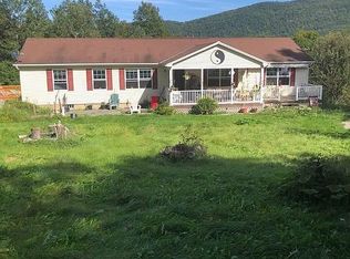 385 Stoney Meadow Ln, Bristol, VT 05443
