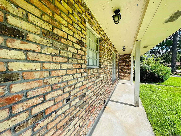 4036 Ridgemont Dr — Photo 5