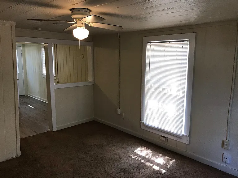 403 W Sunset Ave #D — Photo 3