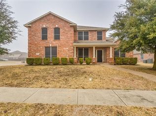 817 Spice St, Desoto, TX 75115