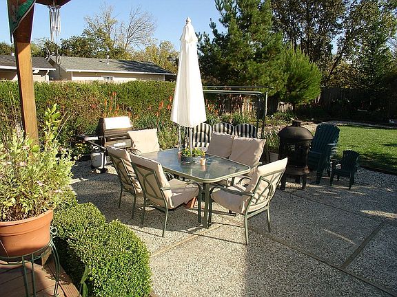 Sunny entertaining area