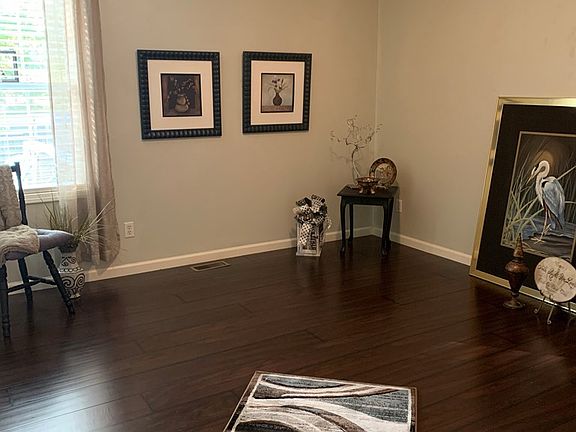 4th image of 645 Pride Ave