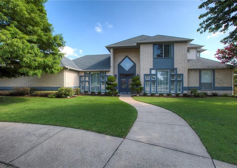 1st image of 2428 Kathryn Dr