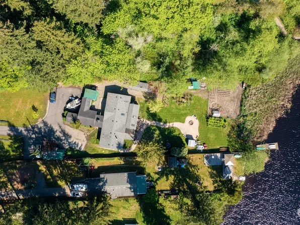 1722 Sunday Lake Road, Stanwood, WA 98292
