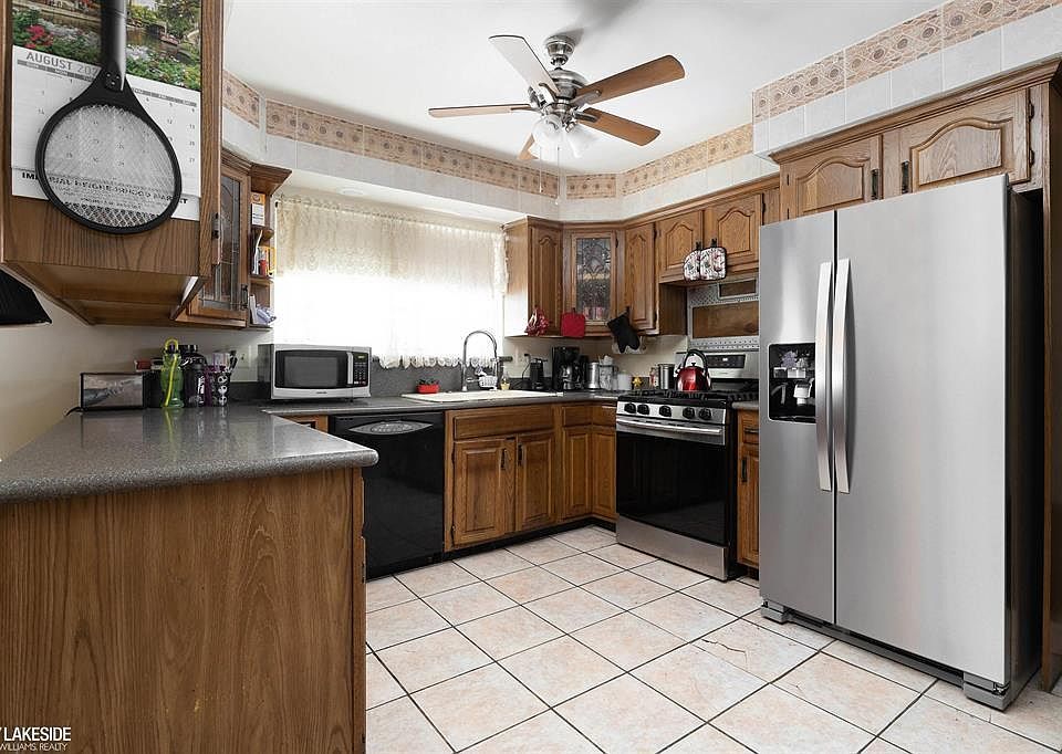 24082 Rockingham St, Southfield, MI 48033 Zillow