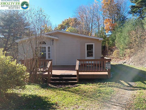 3rd image of 175 White Ln