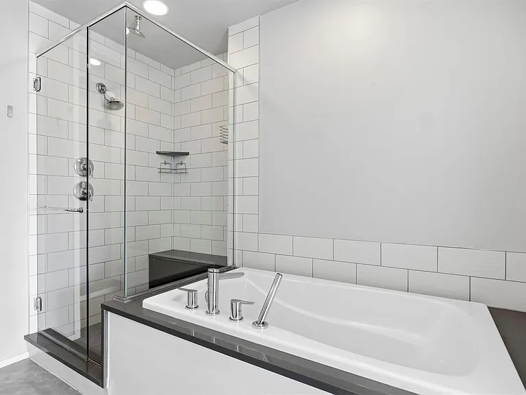 2301 S 5th St #24 — Photo 23