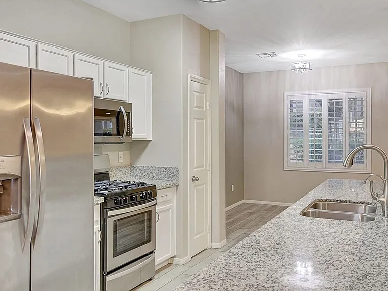 716 Peachy Canyon Cir #103 — Photo 15