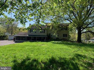 2351 N Parkview Dr, Norristown, PA