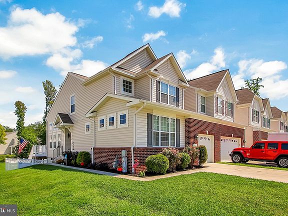 3rd image of 516 Millar Ct