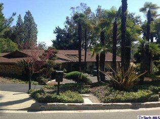 1260 Chateau Rd, Pasadena, CA 91105