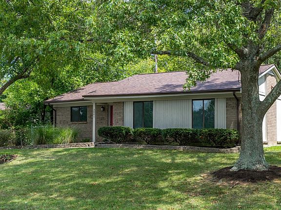 4th image of 3801 Niagara Dr