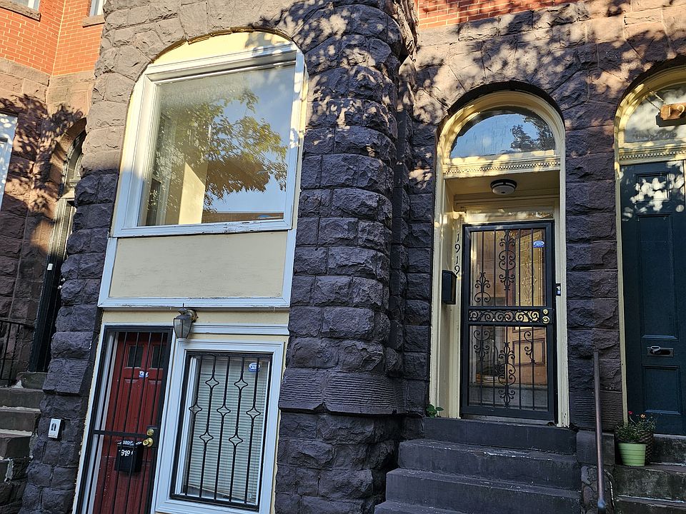 Front Entrance to House