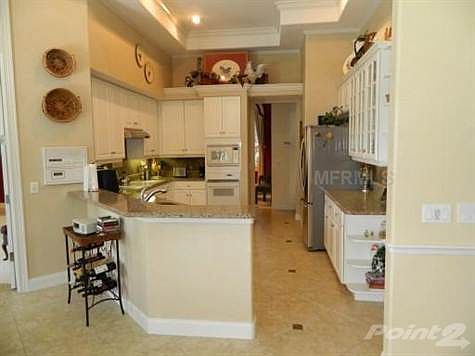 5th image of 788 Brightwater Cir