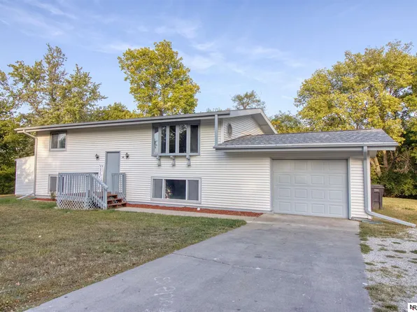 911 A St, Plattsmouth, NE 68048