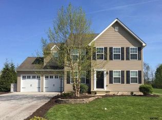 1775 Candle Ln, York, PA 17404