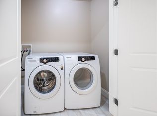 65 Glengarry Cres, West Vancouver, BC V7S1B4