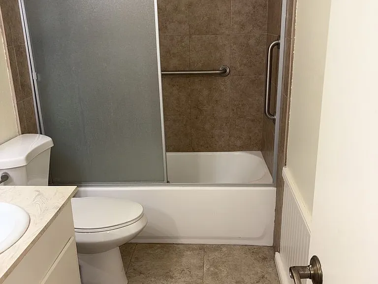 1201 N California St #29 — Photo 20