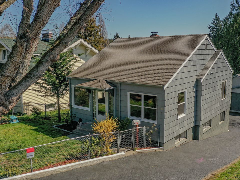 1st image of 2146 N Callow Ave