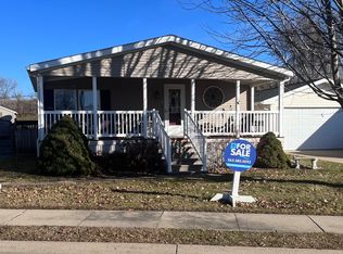 4160 Sunlight Rdg, Dubuque, IA 52001